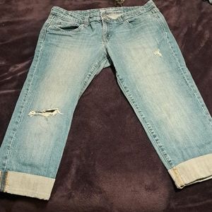 GAP Distressed Denim Capri